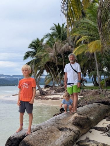 043-PXL 20250611 223216624