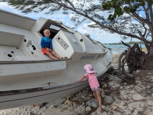 001-PXL 20250328 204556520