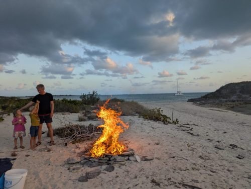 002-PXL 20250430 232335028